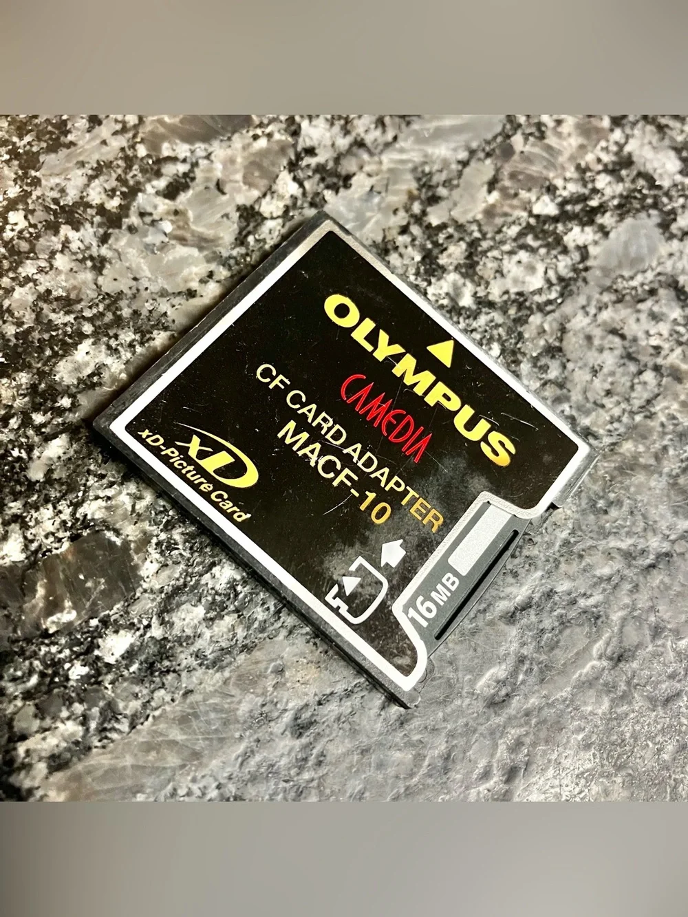Olympus MACF-10 xD Card Picture to CompactFlash adapter with 16 mb Memory card